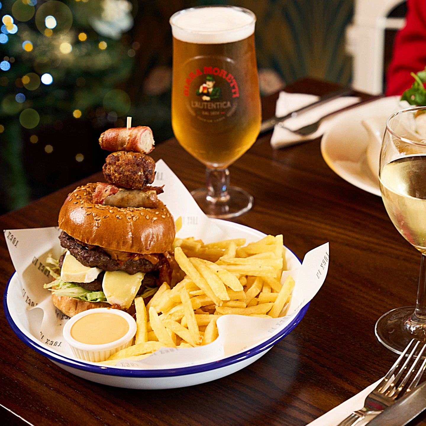 Festive Lunch & Dinner at The Red Deer in Crediton